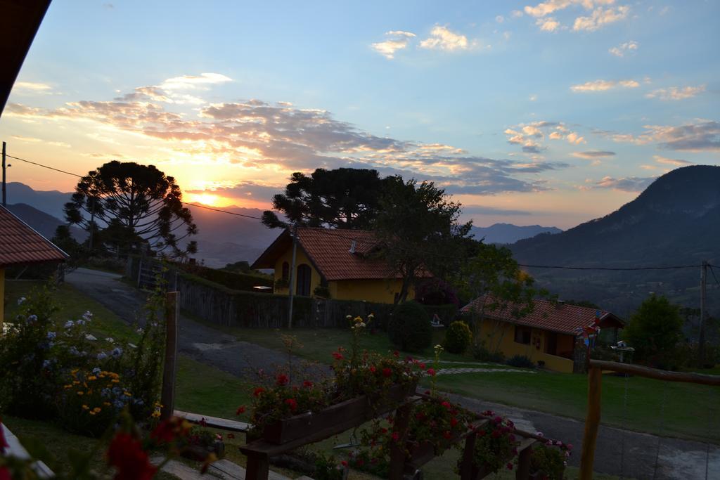 Chales Pedra Do Bau 상벤투 두 사푸카이 외부 사진